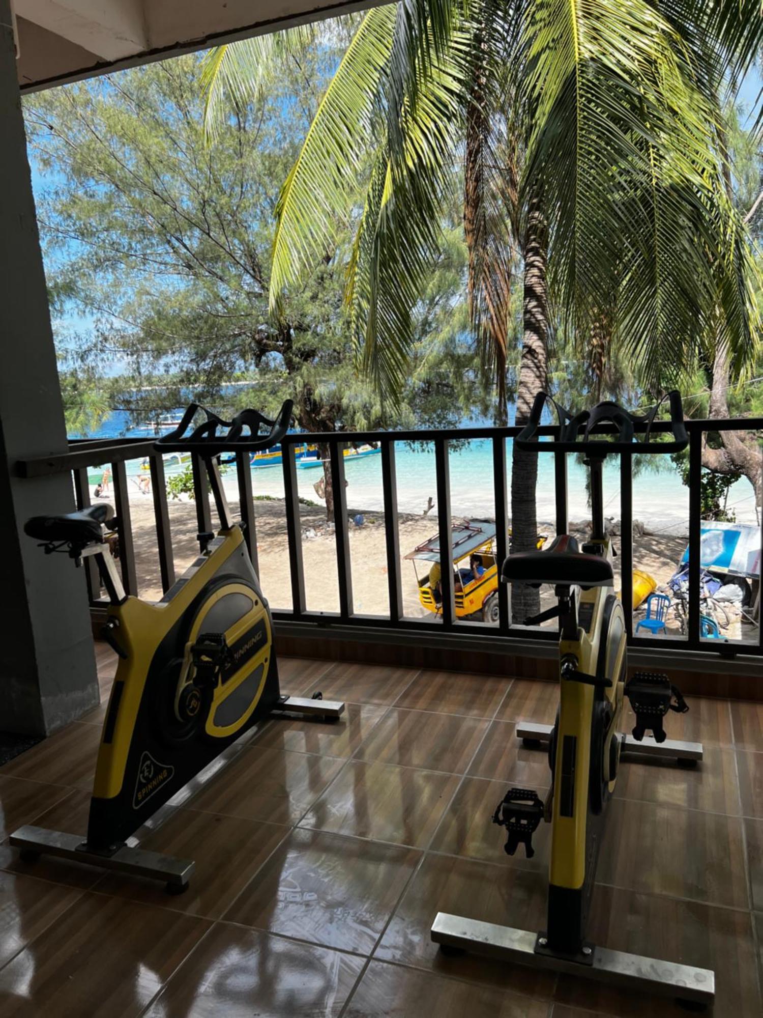 Tropica Gili Total Body Fit - Free Access Gym And Coworking Space Τζίλι Τραγουανγκάν Εξωτερικό φωτογραφία