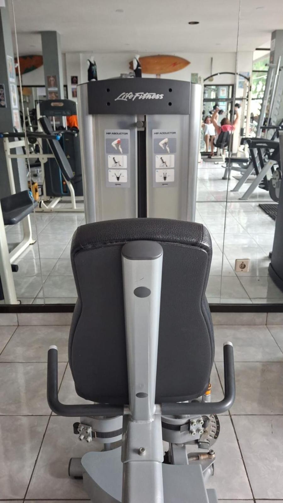 Tropica Gili Total Body Fit - Free Access Gym And Coworking Space Τζίλι Τραγουανγκάν Εξωτερικό φωτογραφία