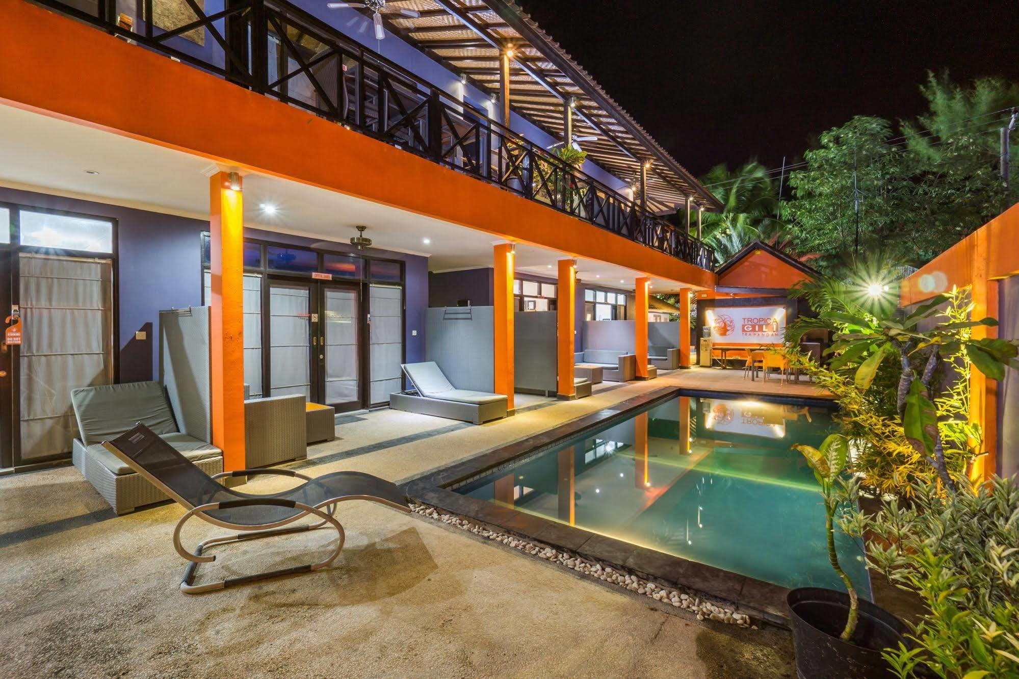 Tropica Gili Total Body Fit - Free Access Gym And Coworking Space Τζίλι Τραγουανγκάν Εξωτερικό φωτογραφία